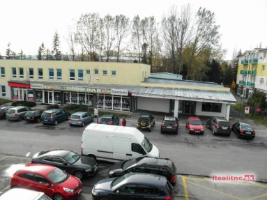 Priestory za OC Výkrik v Poprade na prenájom, 21-34 m2