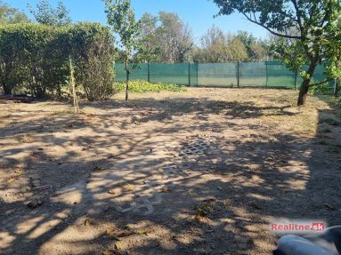 Stavebný pozemok Závadka