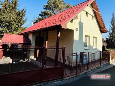 Predaj rodinný dom v top lokalite Žilina-Bytčica