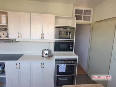 SIREAL MYJAVA - Na predaj priestranný 3-izbový byt – Brezová pod Bradlom