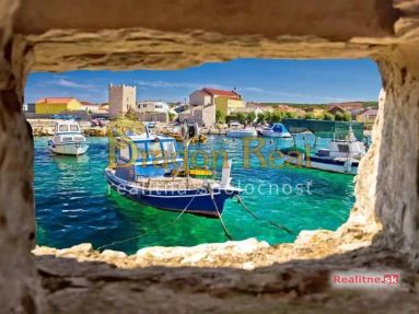 PREDAJ – Apartmány RAŽANAC – CHORVÁTSKO