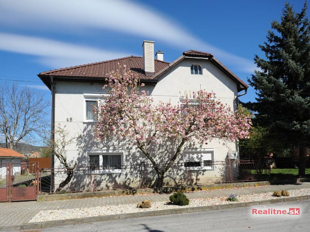 4 izbový rodinný dom po rekonštrukcii ZNÍŽENÁ CENA !!!