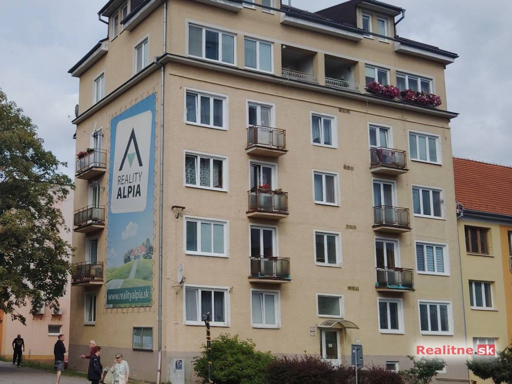 Vymením alebo predám 2-izbový byt v centre Popradu