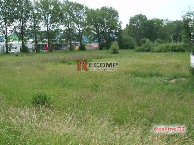 Lukratívny pozemok 11.000 m2 pre občiansku vybavenosť pri TESCO PP. Aj prenájom