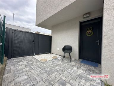 43b1d9df-45d5-44e9-9f4f-ac6f0550a1fd