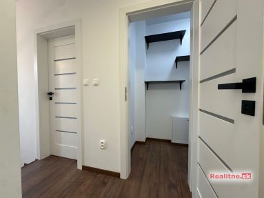 c0732800-5e13-45e6-879f-e98ec7e9926b