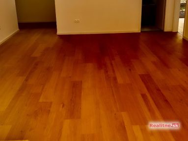 38D3C2A1-F00B-4E4B-9BE7-6F948CC28551