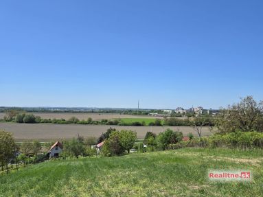 Pozemok pre rodinný dom na predaj