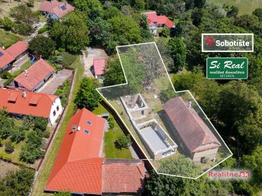 SIREAL MYJAVA - Ponúkame na predaj rodinný dom na polosamote s výhľadom na hrad Branč 