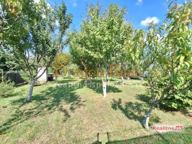 PREDAJ – Pozemok vhodný na výstavbu o rozlohe 822m2 – MICHALOVCE