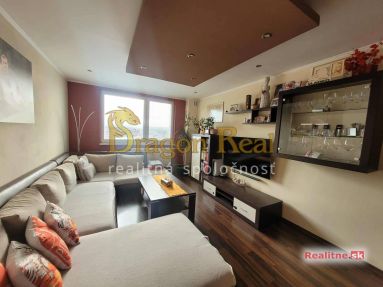 PRENAJATÉ – Kompletne zariadený 3 izbový byt – SOBRANCE