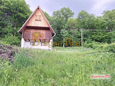 PREDAJ – Pozemok vhodný na výstavbu s chatou – KALUŽA, Zemplínska Šírava