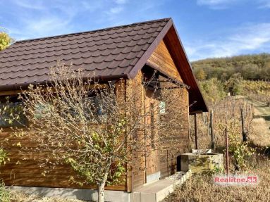 Vinica s chatkou a nádherným výhľadom – Kamenný Most, Hegyfarok,   – predaj/výmena