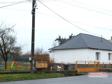 Na predaj 3-izbový rodinný dom v obci Veľké Dravce
