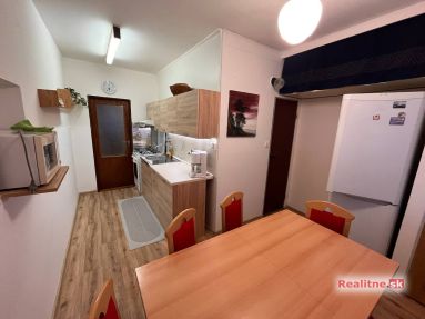 Prenájom 3-izbového bytu