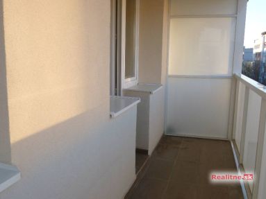 Dám do prenájmu 1-izbový zariadený byt Žilina centrum