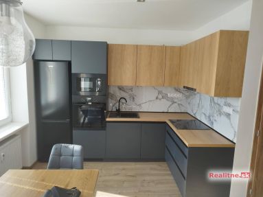 WhatsApp Image 2026-04-02 at 14.06.12