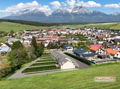 Moderný 4-izbový radový dom – Malý Slavkov, Tatry & golf