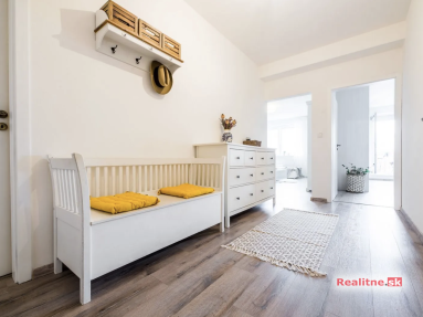 Snímka obrazovky 2026-04-18 o 21.51.17