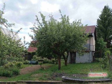 Predaj - Záhrada s chatkou - Zlatý Potok (Zvolen)